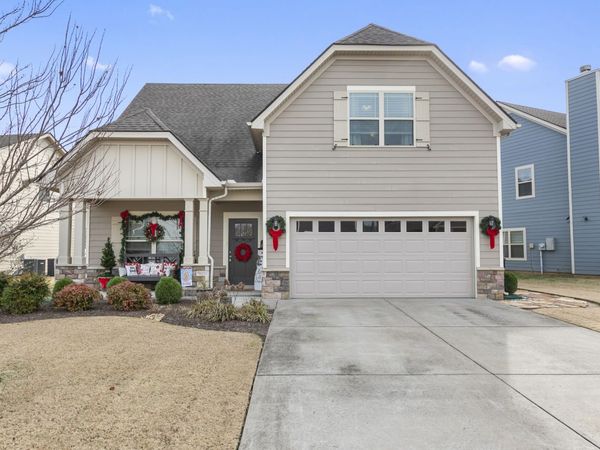 1240 Avery Dr, Murfreesboro, TN 37128