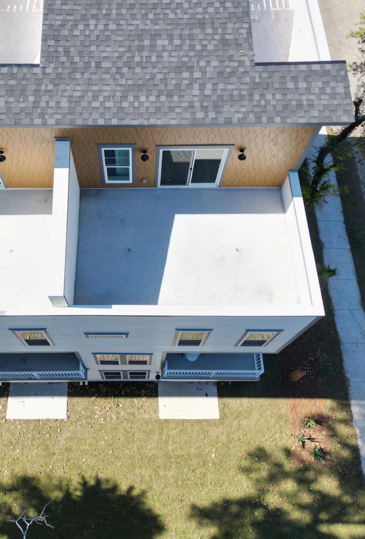 1150 Valdosta Street Photo 4