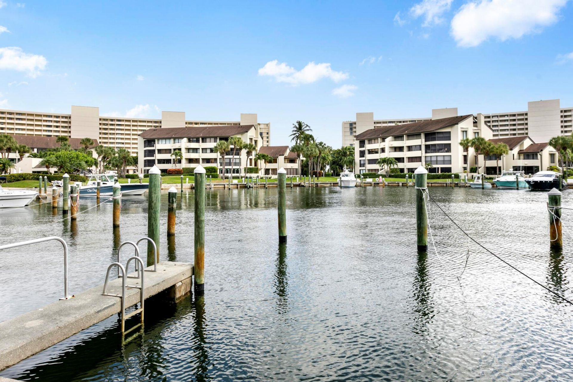 1100 Marine Way, Unit A3l + Boat, North Palm Beach, FL 33408 Photo