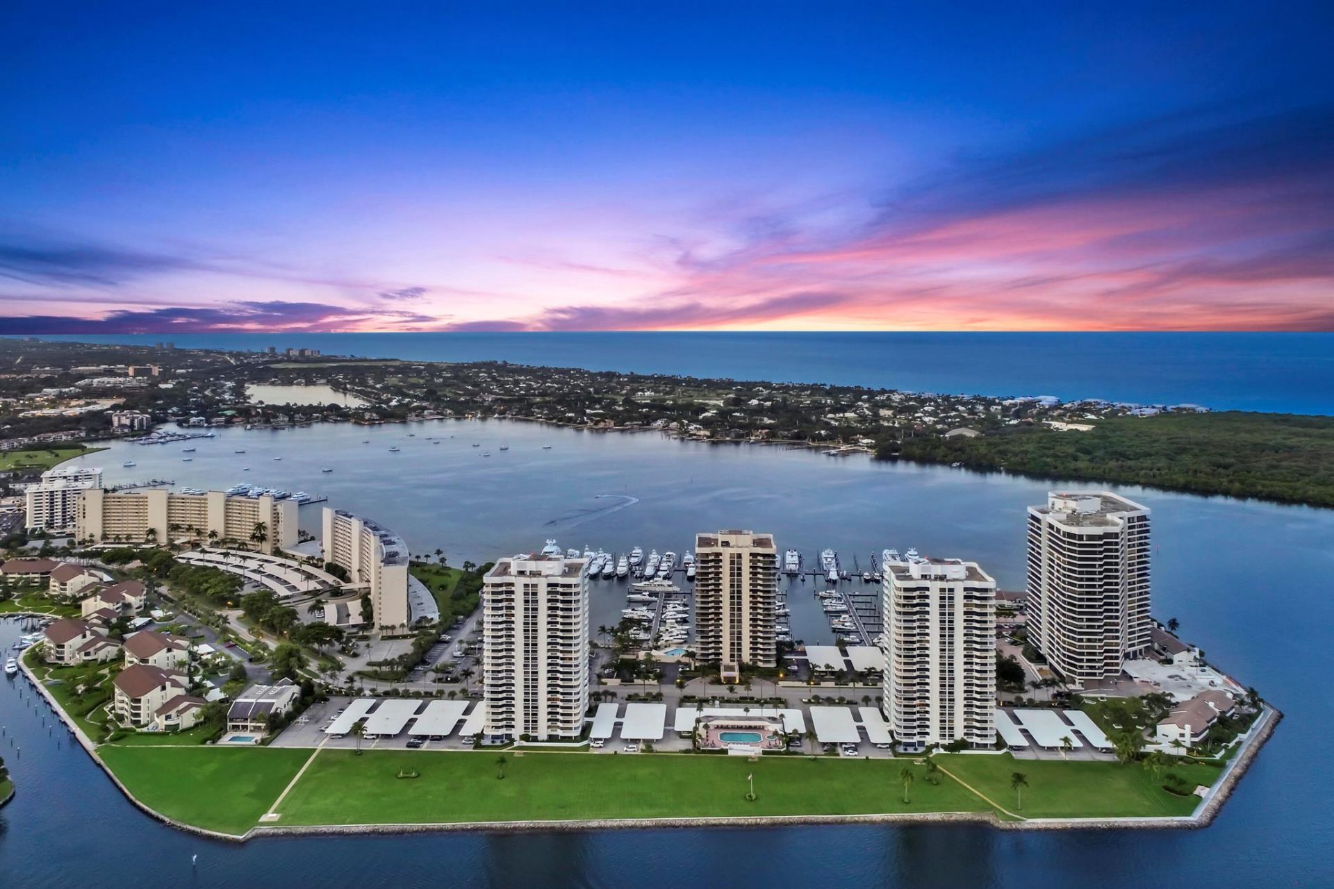1100 Marine Way, Unit A3l + Boat, North Palm Beach, FL 33408 Photo
