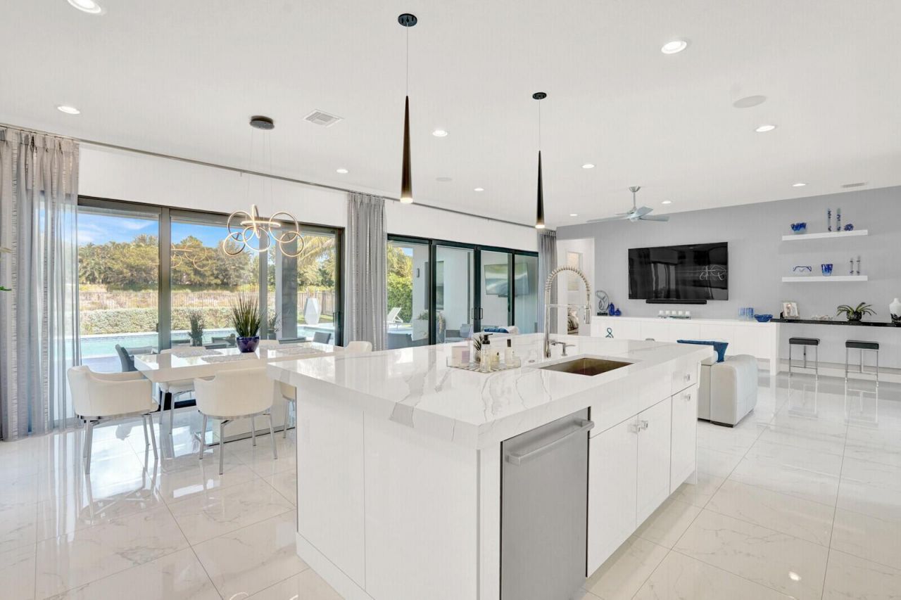 8815 Skyward Street, Boca Raton, FL 33496 Photo