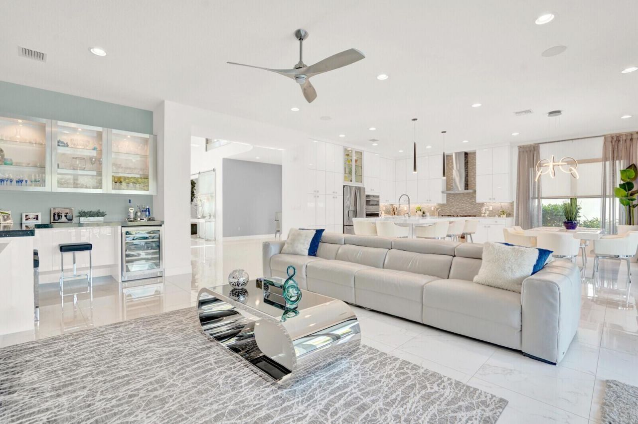 8815 Skyward Street, Boca Raton, FL 33496 Photo