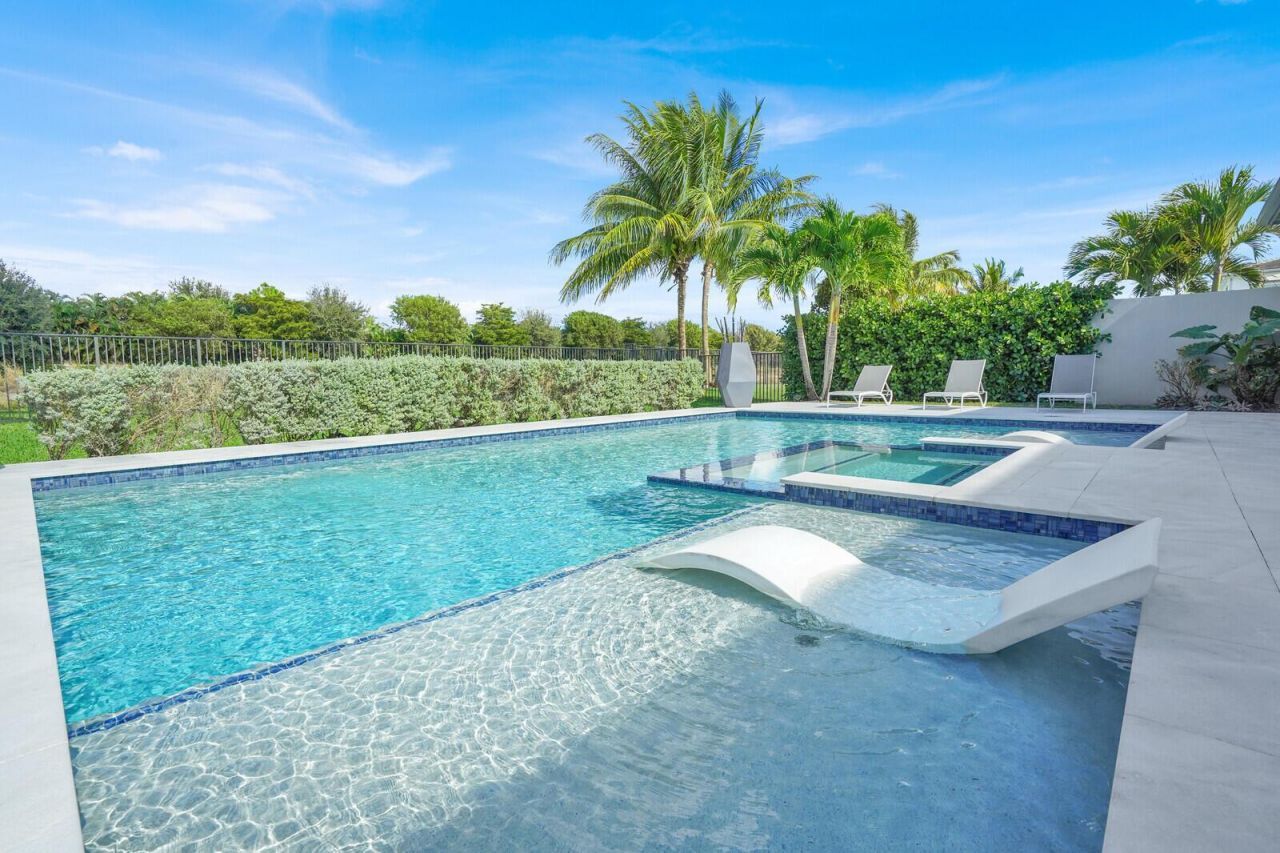 8815 Skyward Street, Boca Raton, FL 33496 Photo