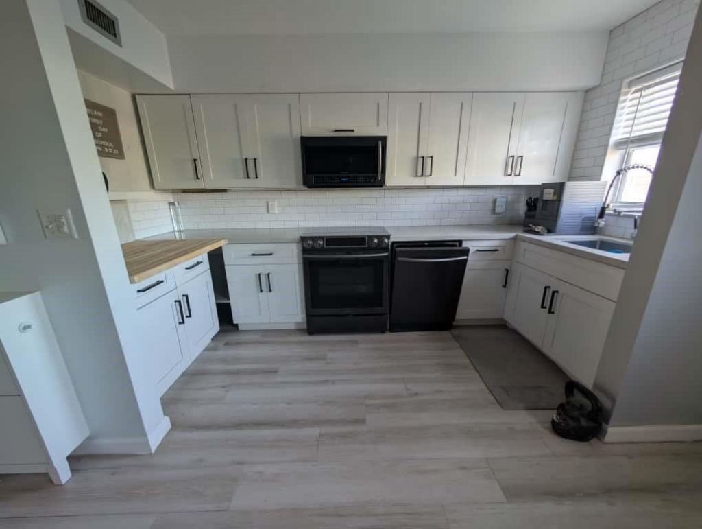 505 NE 20th Avenue, Unit 209, Deerfield Beach, FL 33441 Photo