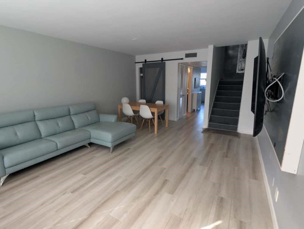 505 NE 20th Avenue, Unit 209, Deerfield Beach, FL 33441 Photo