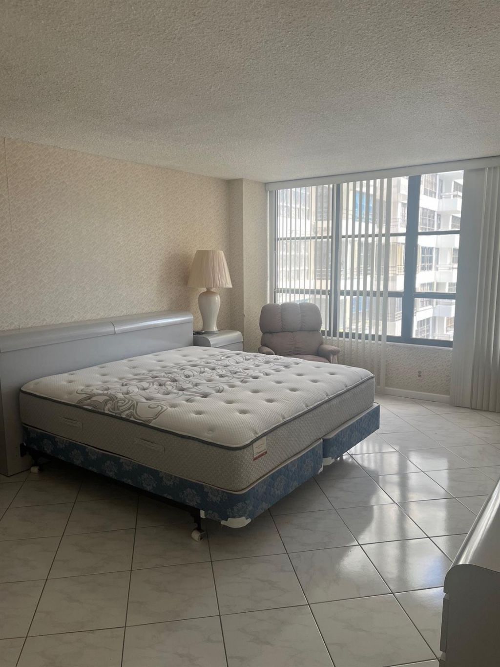 600 Three Islands Boulevard, Unit 1015, Hallandale Beach, FL 33009 Photo