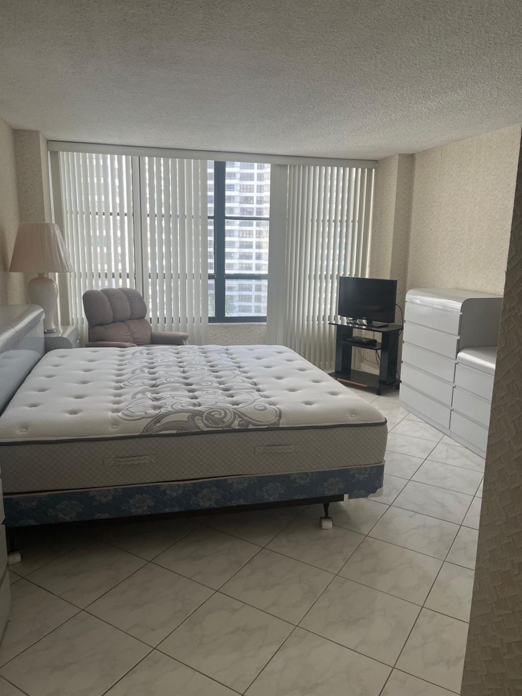 600 Three Islands Boulevard, Unit 1015, Hallandale Beach, FL 33009 Photo