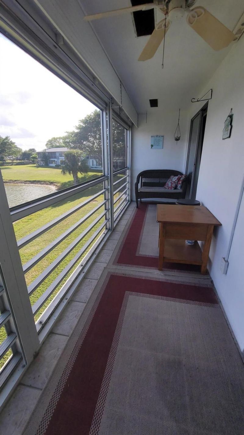 35 Somerset B, West Palm Beach, FL 33417 Photo