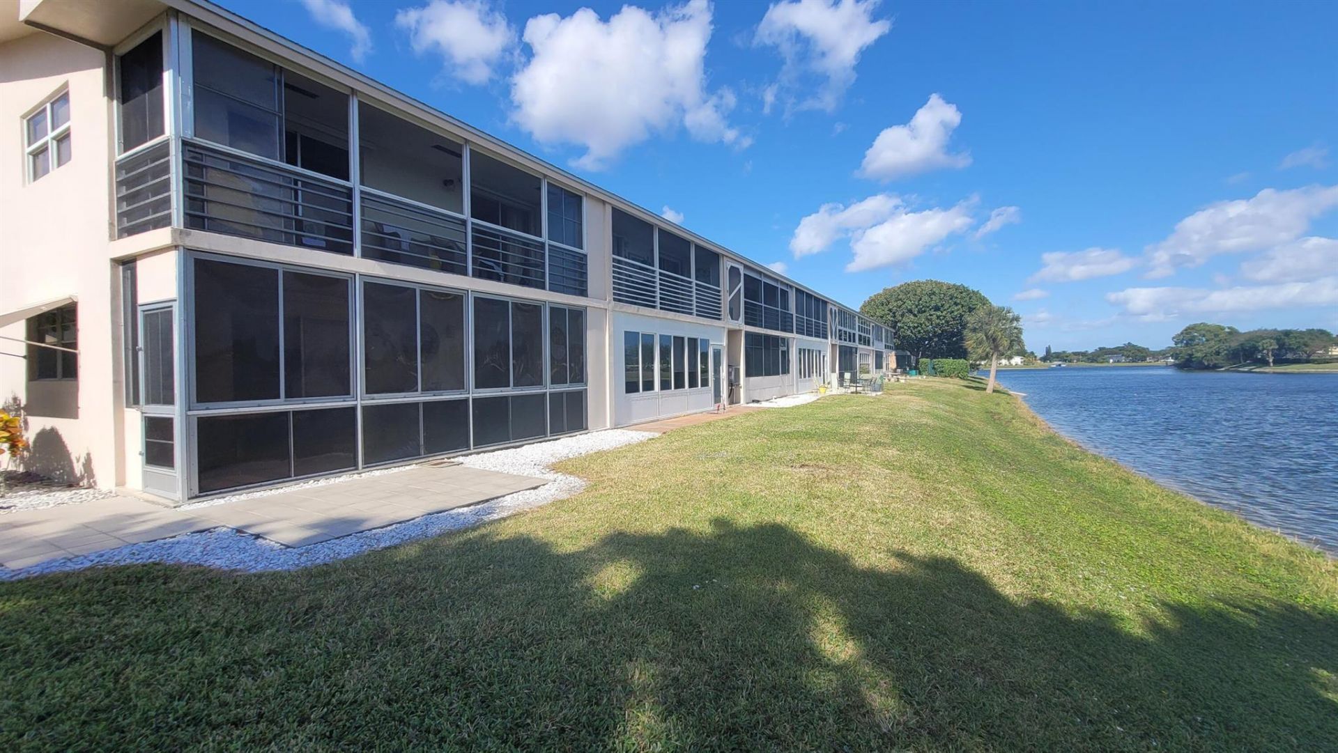 35 Somerset B, West Palm Beach, FL 33417 Photo