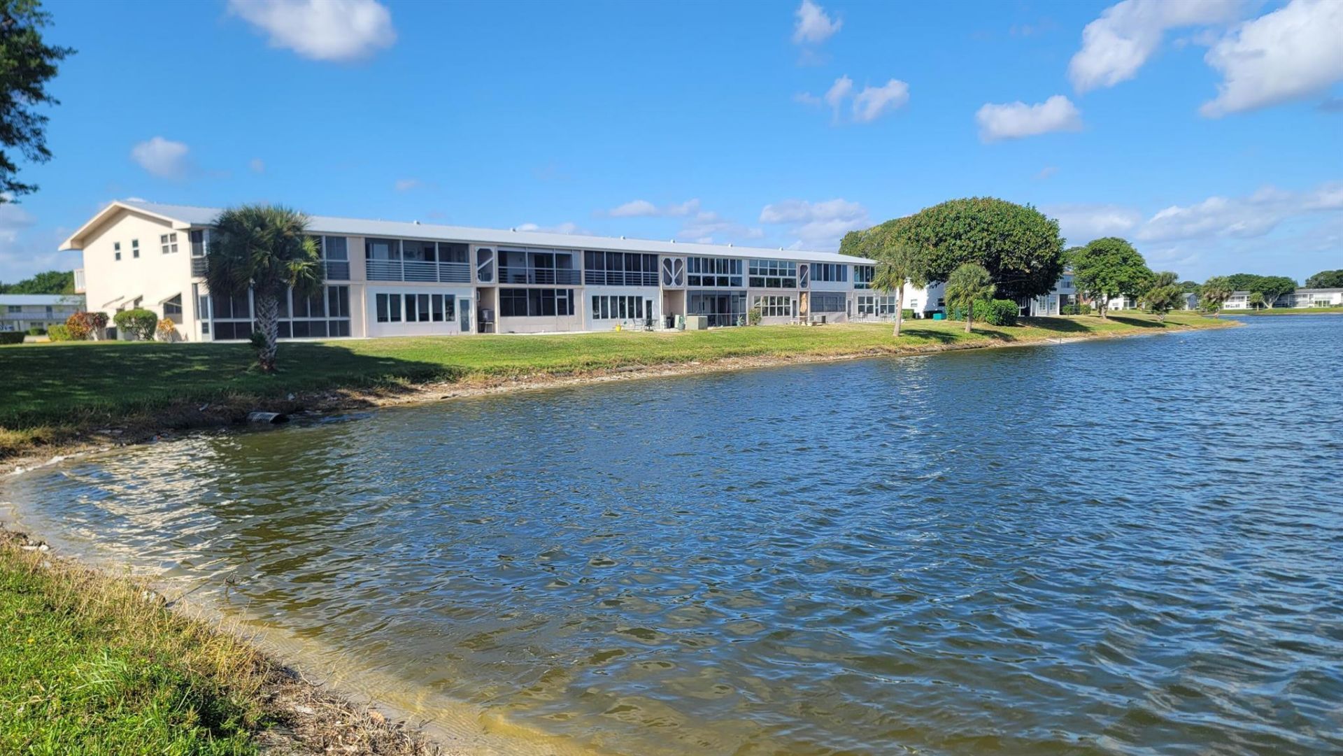 35 Somerset B, West Palm Beach, FL 33417 Photo