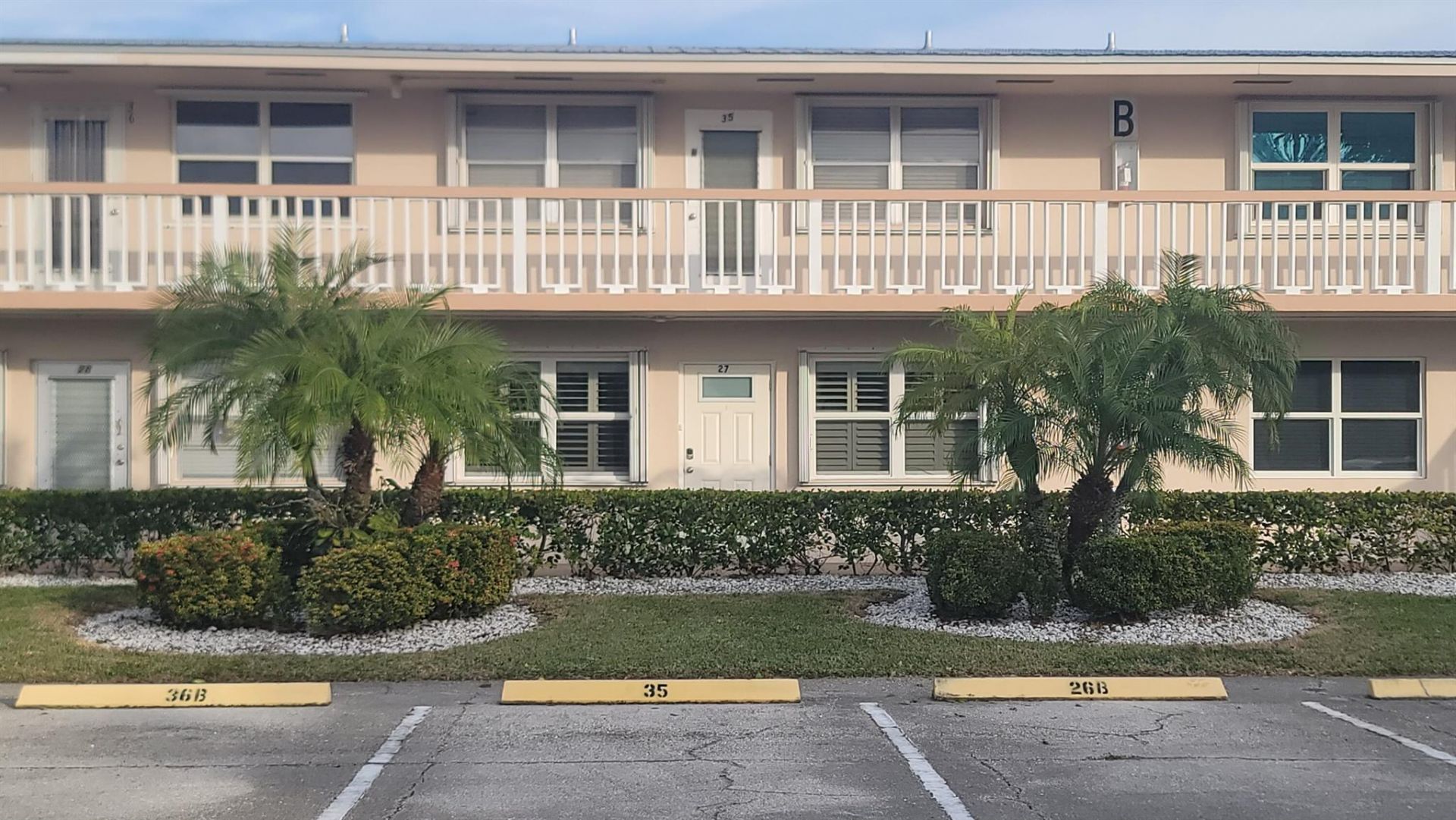 35 Somerset B, West Palm Beach, FL 33417 Photo