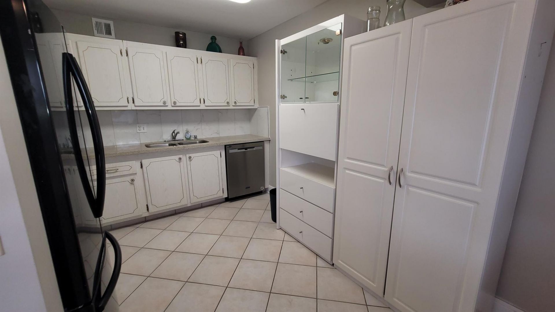35 Somerset B, West Palm Beach, FL 33417 Photo