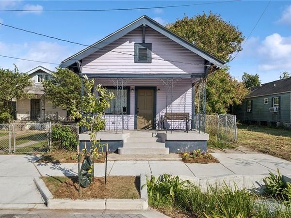 1427 MARIGNY Street, New Orleans, LA 70117