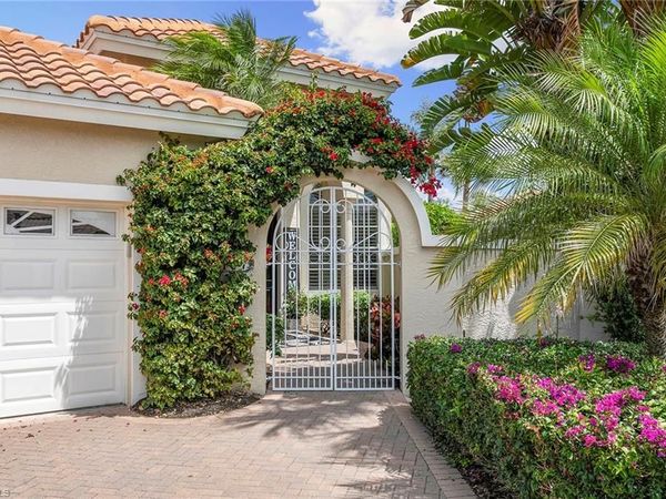 107 Via Napoli, NAPLES, FL 34105