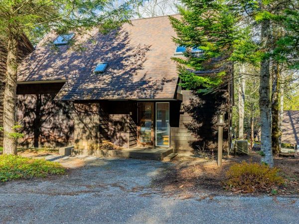 9 Pond View Road, Unit 9, Winhall, VT 05340