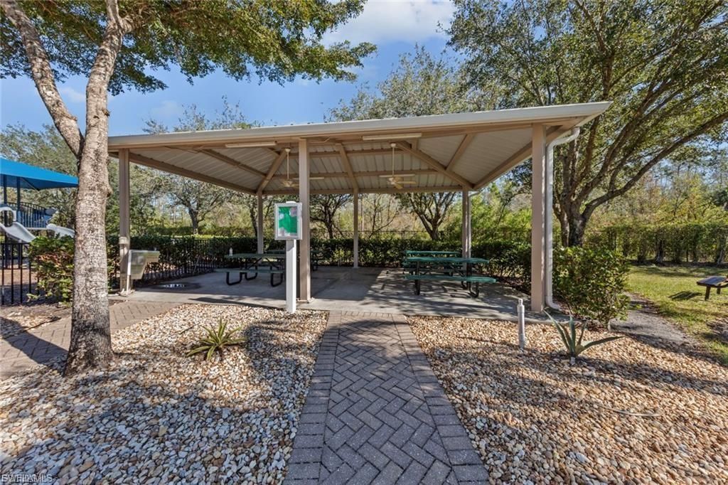 9999 Chiana Cir, Fort Myers, FL 33905 Photo