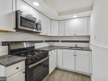 1246 WYCOMBE AVENUE, DARBY, PA 19023