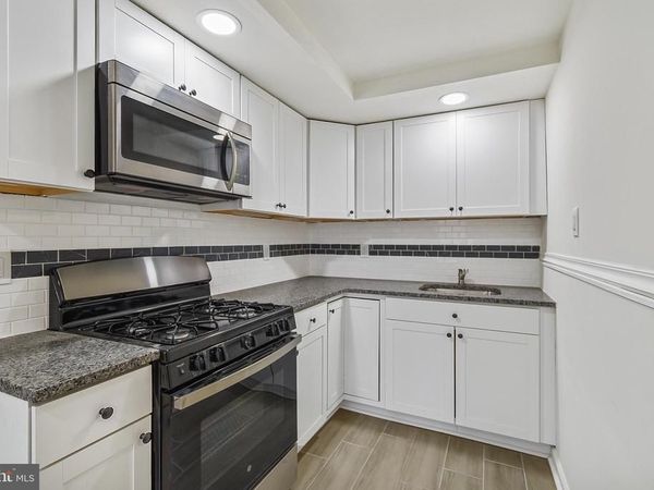 1246 WYCOMBE AVENUE, DARBY, PA 19023