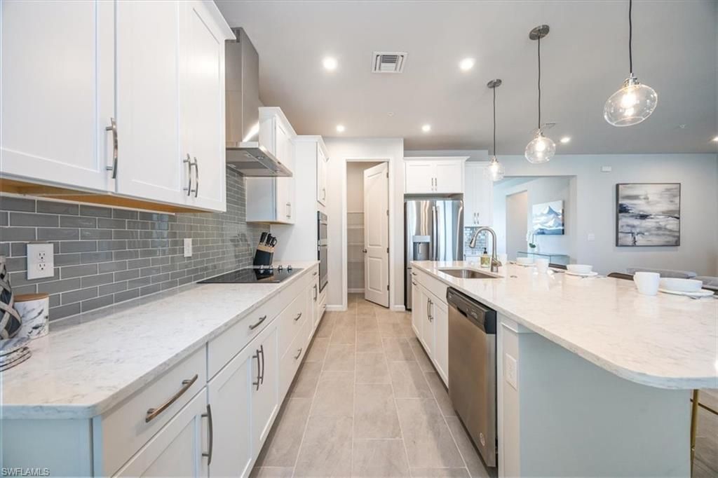 4687 Arboretum Cir, Unit 203, Naples, FL 34112 Photo