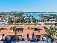 800 S Blvd Of The Presidents Primary Photo