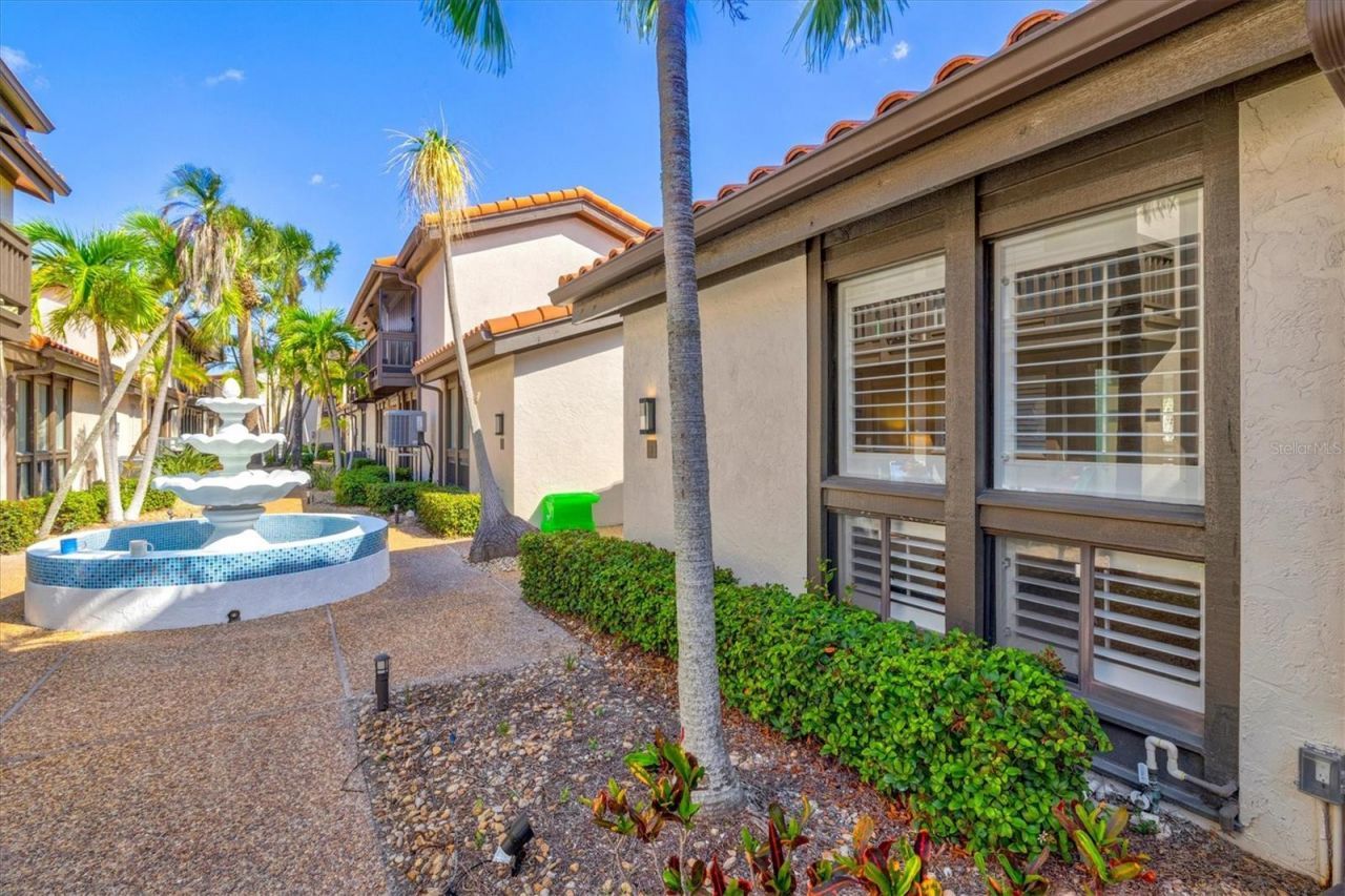 800 S Blvd Of The Presidents, Unit 3, Sarasota, FL 34236 Photo