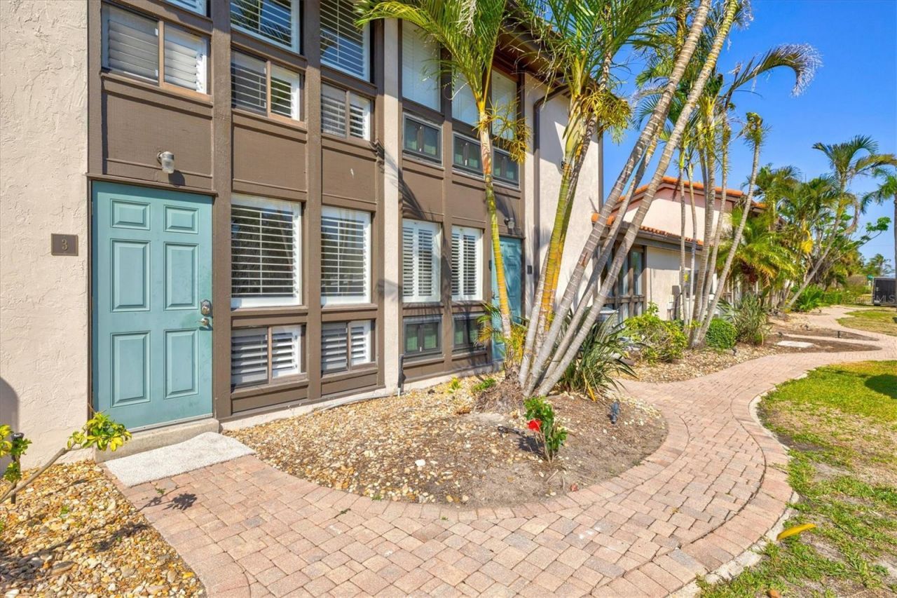 800 S Blvd Of The Presidents, Unit 3, Sarasota, FL 34236 Photo