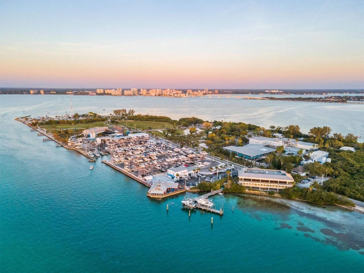 800 S Blvd Of The Presidents, Unit 3, Sarasota, FL 34236 Photo