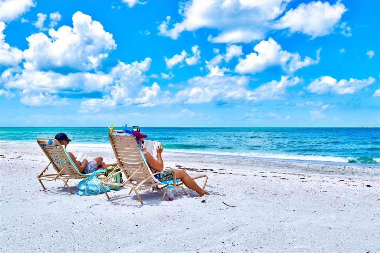 800 S Blvd Of The Presidents, Unit 3, Sarasota, FL 34236 Photo