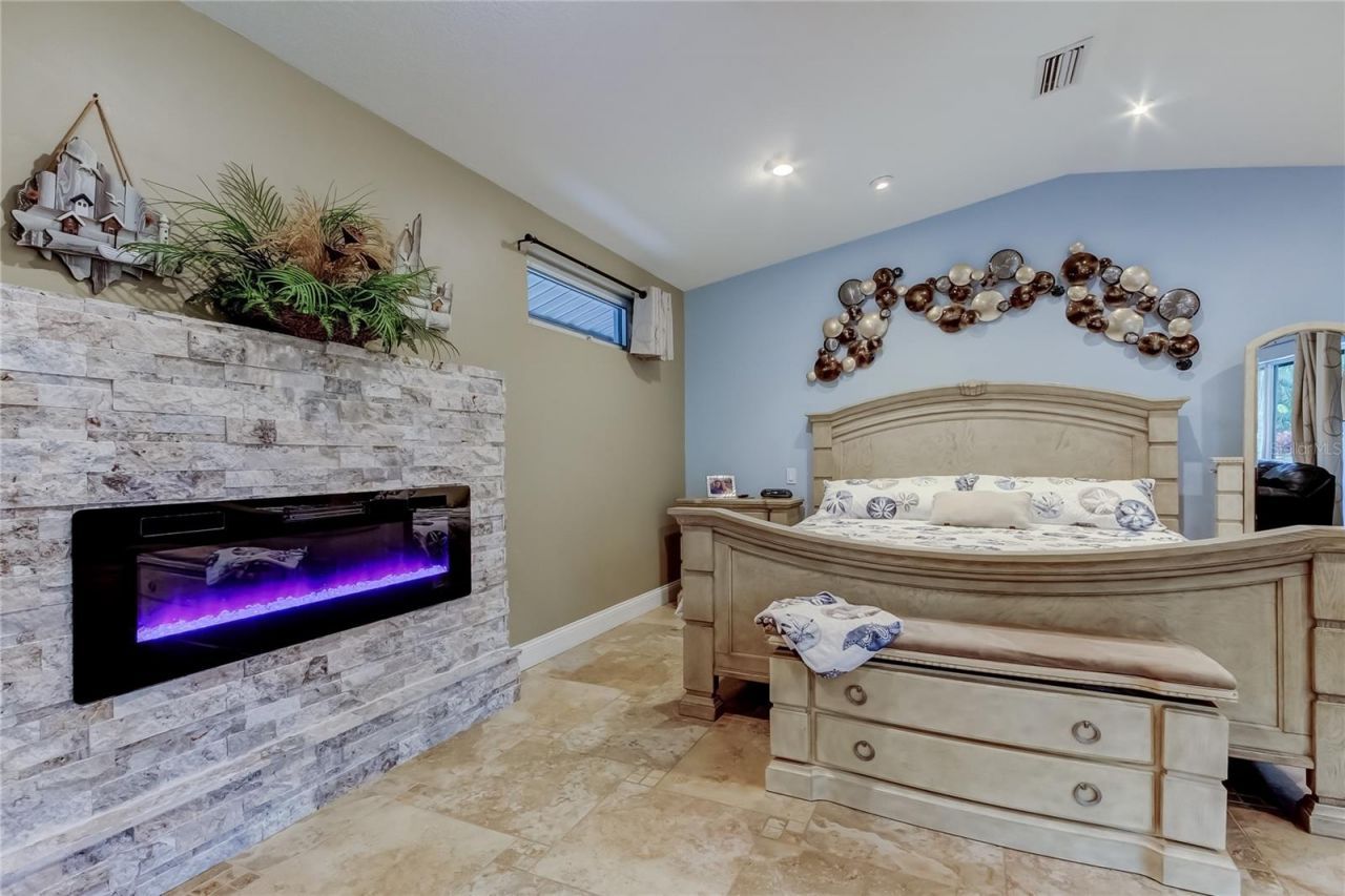 13000 98th Avenue, Seminole, FL 33776 Photo