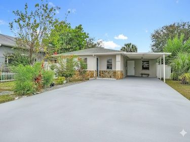 2520 W SAINT JOHN STREET, TAMPA, FL 33607