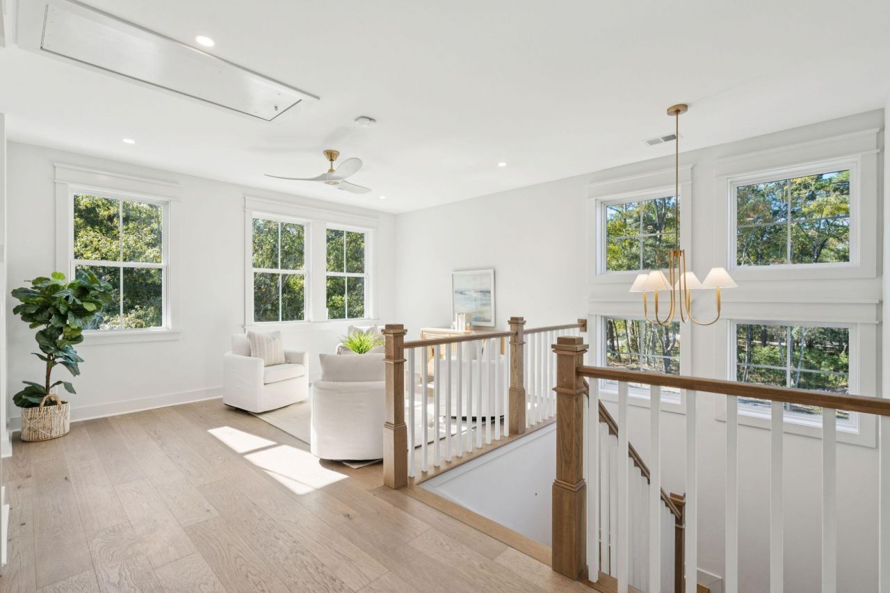 2768 Burden Creek Road Photo 33