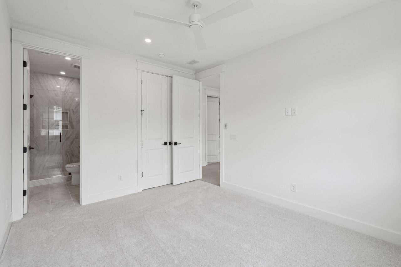 2768 Burden Creek Road Photo 40