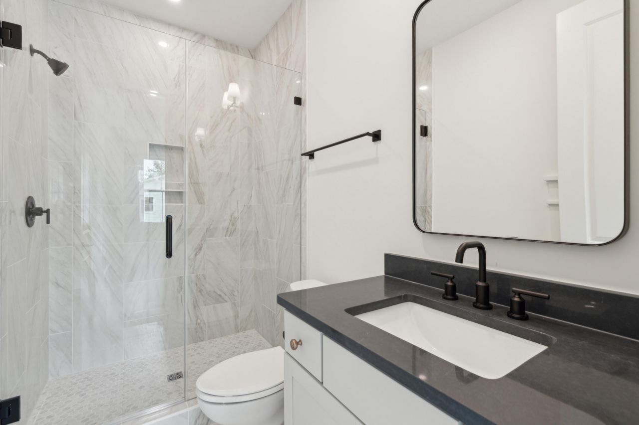 2768 Burden Creek Road Photo 41