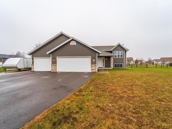 2073 JOSEPHINE LANE, Kronenwetter, WI 54455