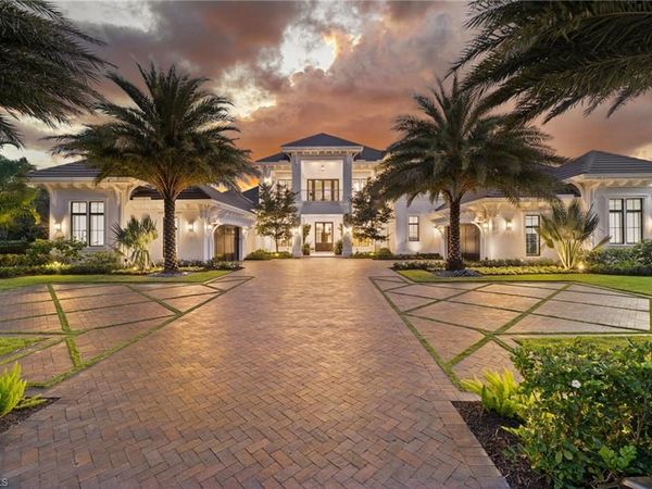 142 Eugenia DR, NAPLES, FL 34108