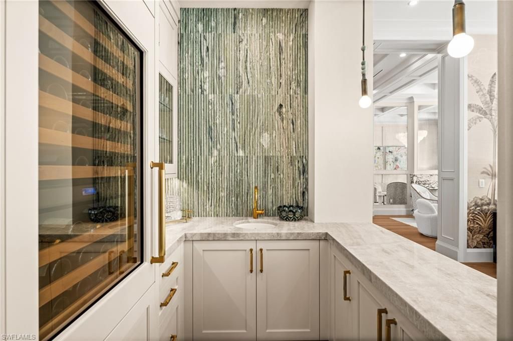 142 Eugenia Dr, Naples, FL 34108 Photo