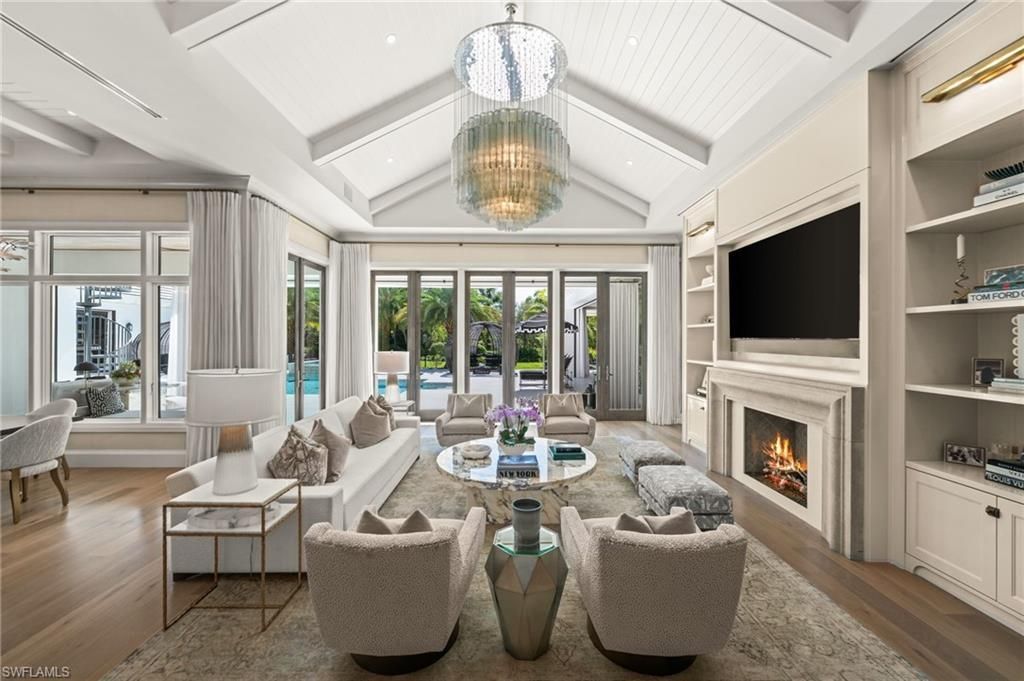 142 Eugenia Dr, Naples, FL 34108 Photo