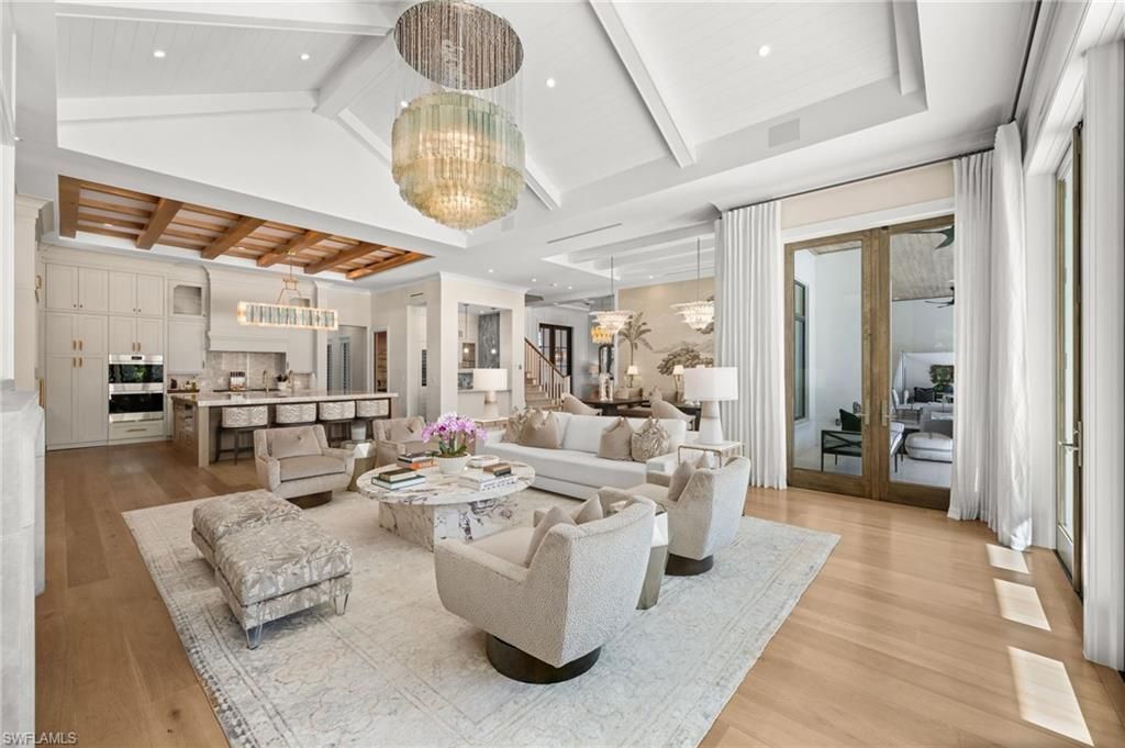 142 Eugenia Dr, Naples, FL 34108 Photo