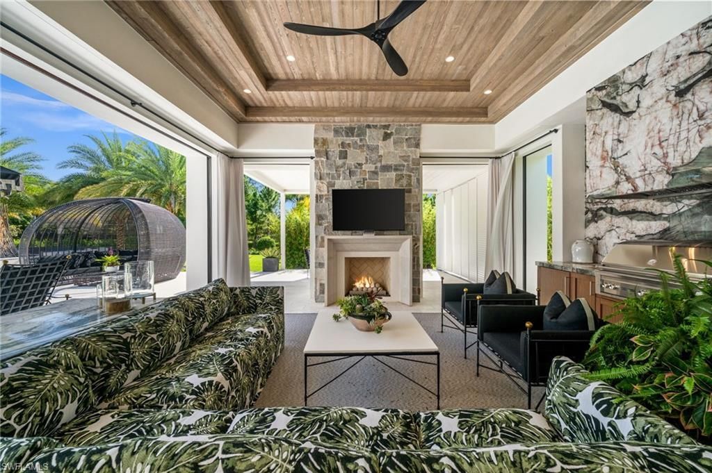 142 Eugenia Dr, Naples, FL 34108 Photo