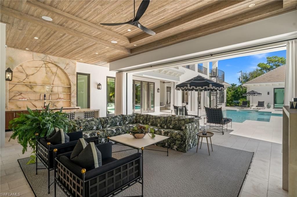 142 Eugenia Dr, Naples, FL 34108 Photo
