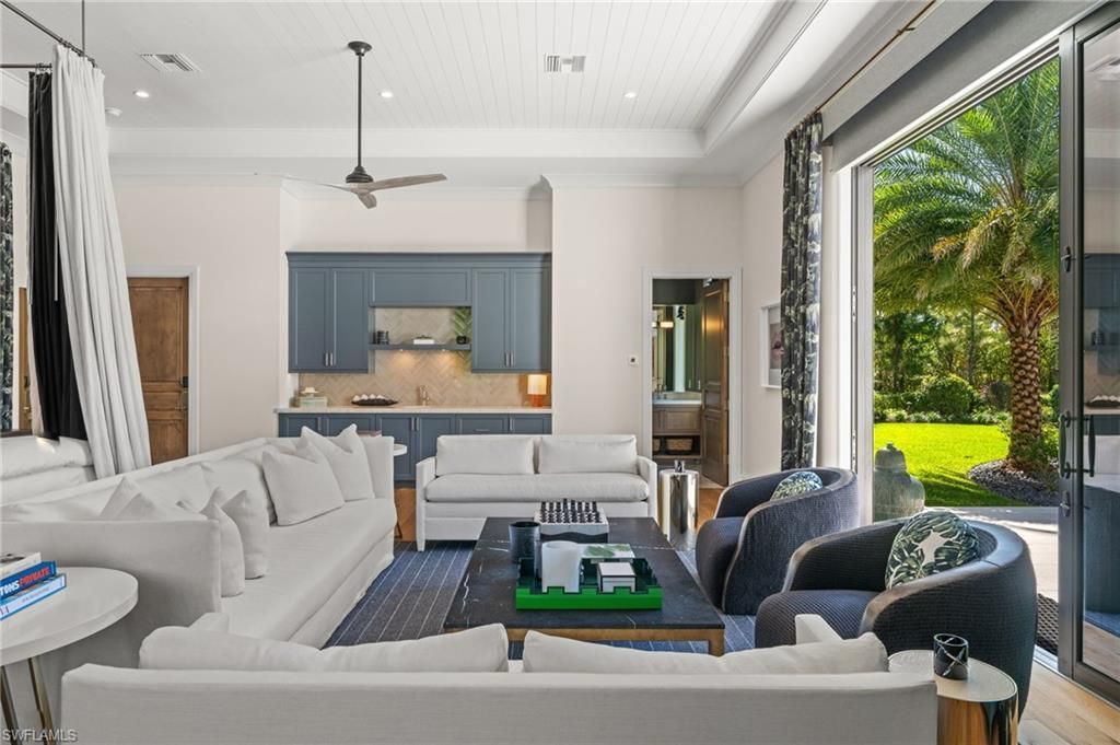 142 Eugenia Dr, Naples, FL 34108 Photo