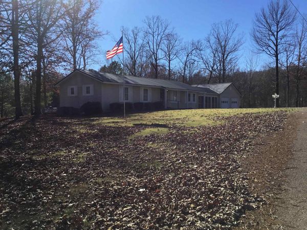 367 CRABTREE RD, Selmer, TN 38375
