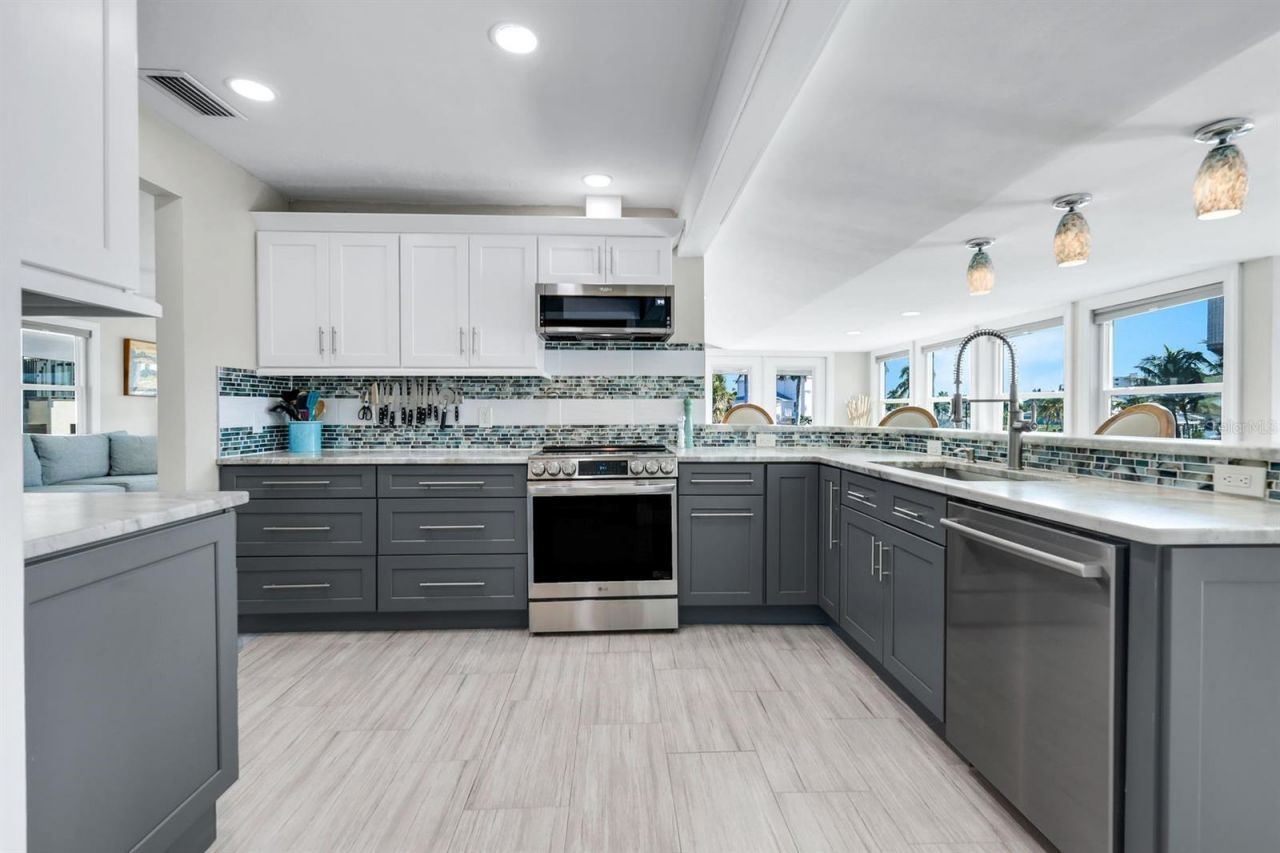 100 Tarpon Road, Fort Myers Beach, FL 33931 Photo