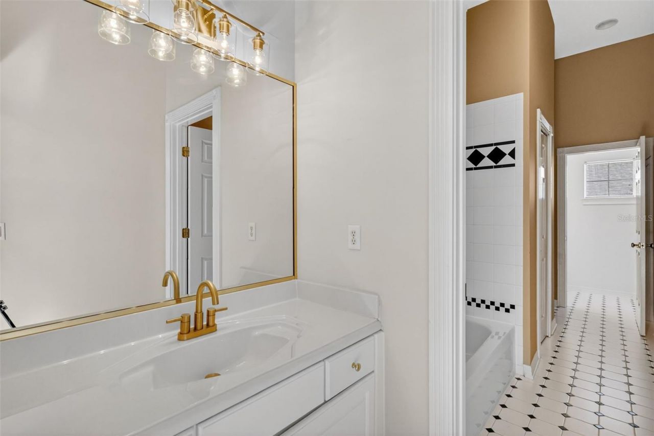 1741 Edgewater Drive, Mount Dora, FL 32757 Photo