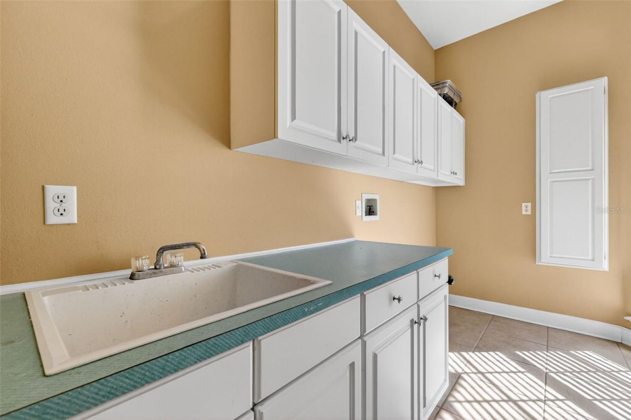 1741 Edgewater Drive, Mount Dora, FL 32757 Photo