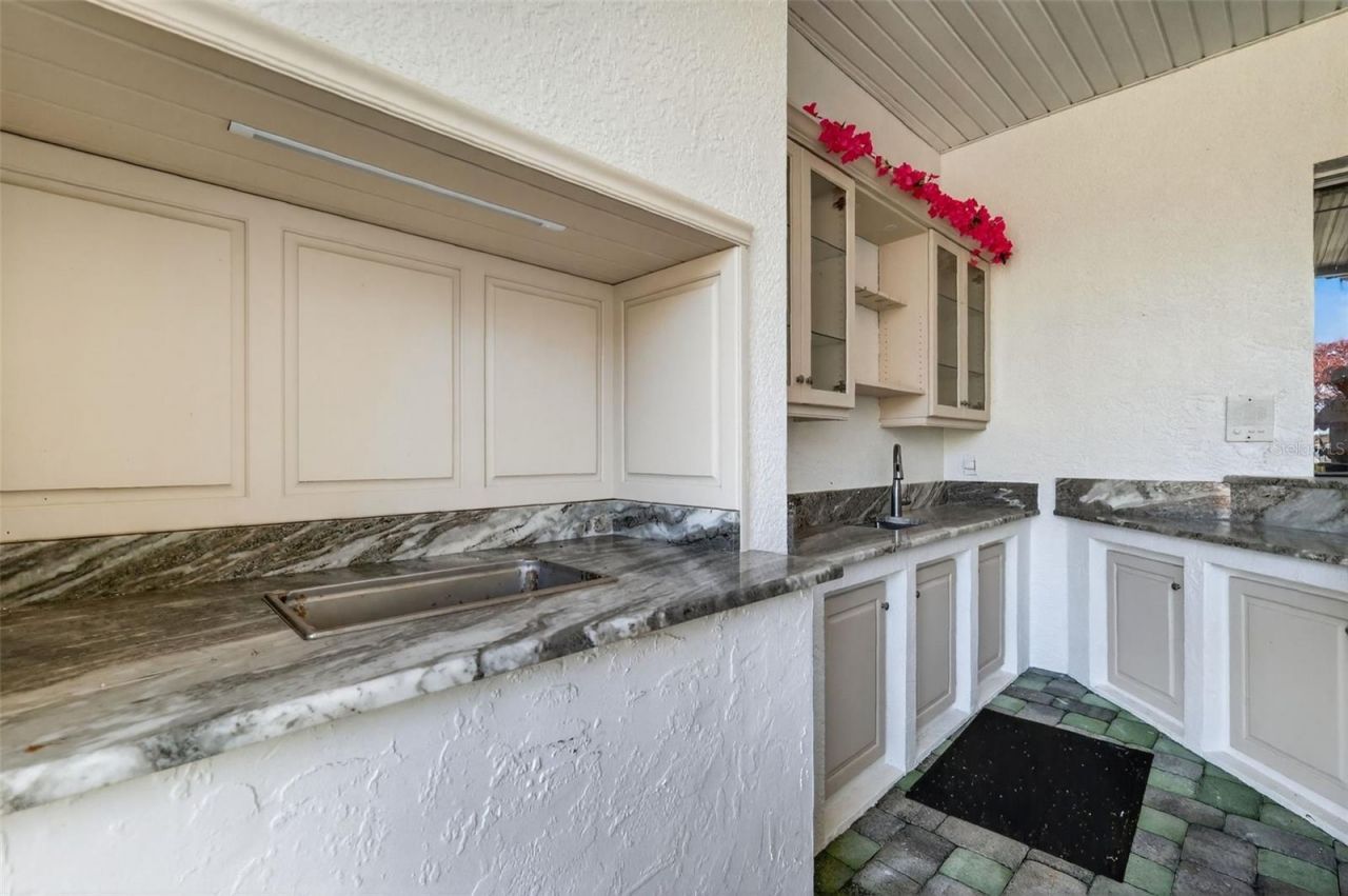 1741 Edgewater Drive, Mount Dora, FL 32757 Photo