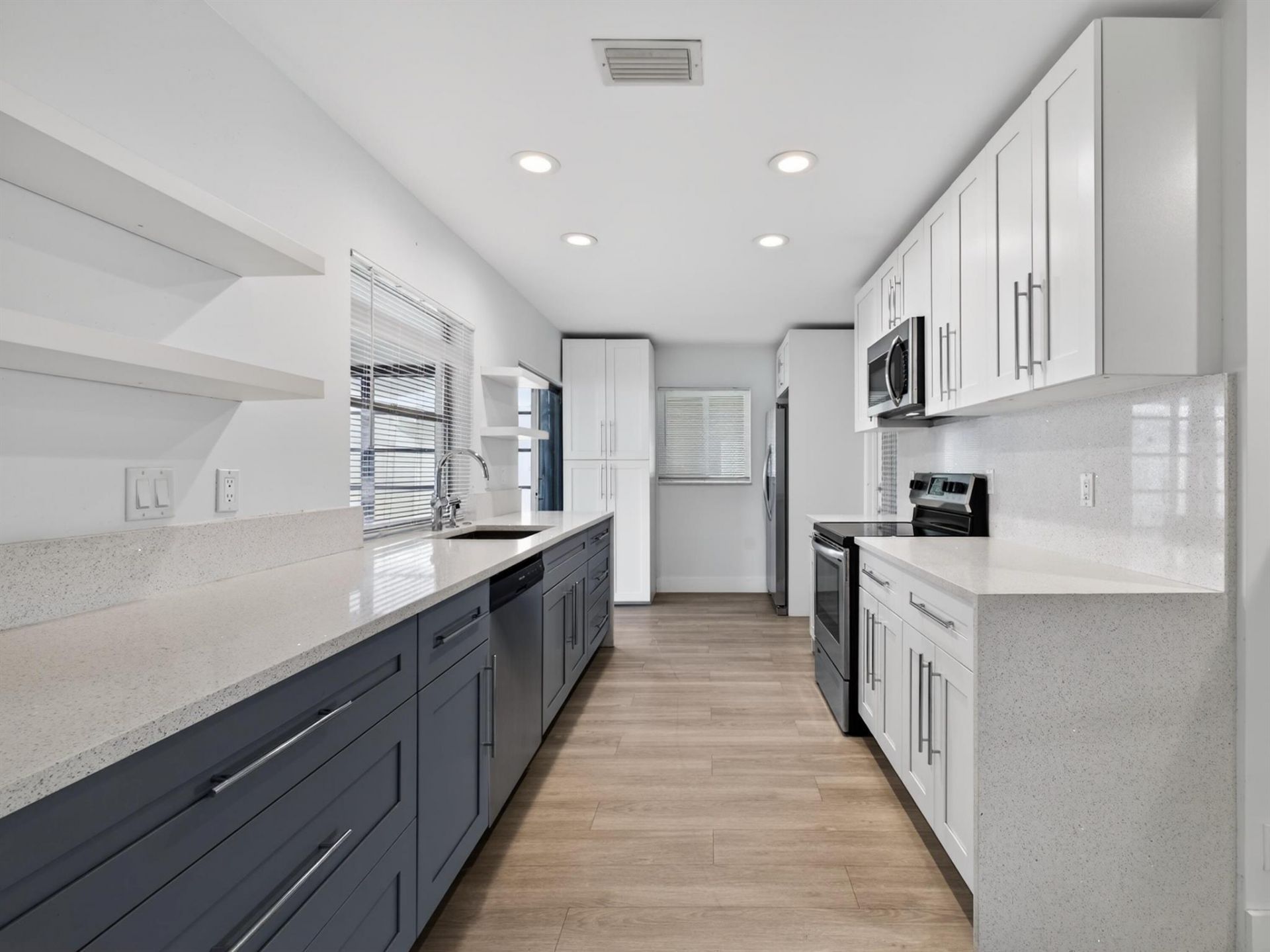 2003 SW 17th Street, Boynton Beach, FL 33426 Photo