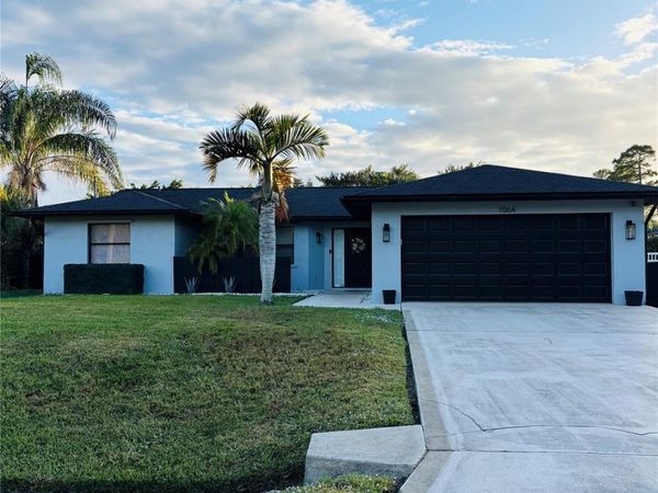 1064 SW Dalton Ave, Port St Lucie, FL 34953