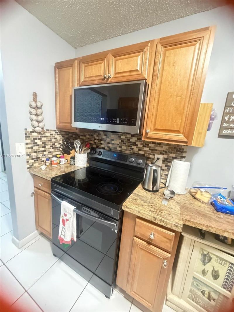 3001 NW 4th Ter, Unit 158, Pompano Beach, FL 33064 Photo
