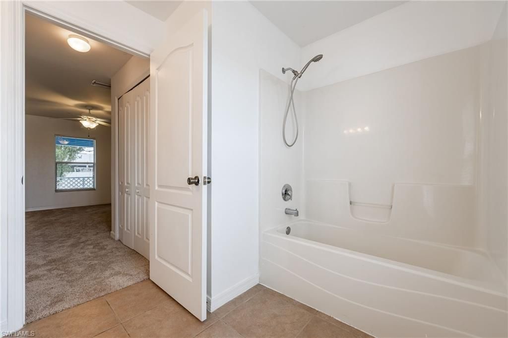 517 Nelson Rd N, Cape Coral, FL 33993 Photo